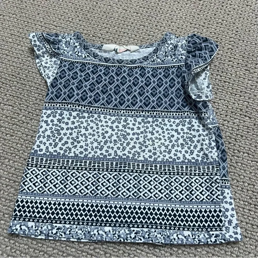 🍭6/$30 H&M Flutter Sleeve Patterned Girl’s Short Sleeve Shirt - 18-24 m
